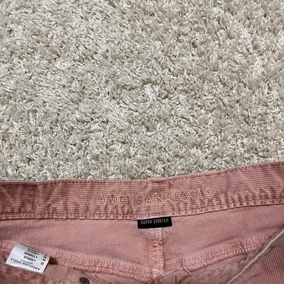 American Eagle 4 Regular Pink Corduroy Super Stretch High Rise Mom Jeans - Picture 5 of 7